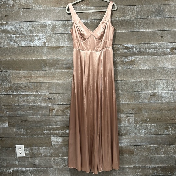 Galina Signature David’s Bridal satin dress with pockets size 8 - Picture 1 of 10